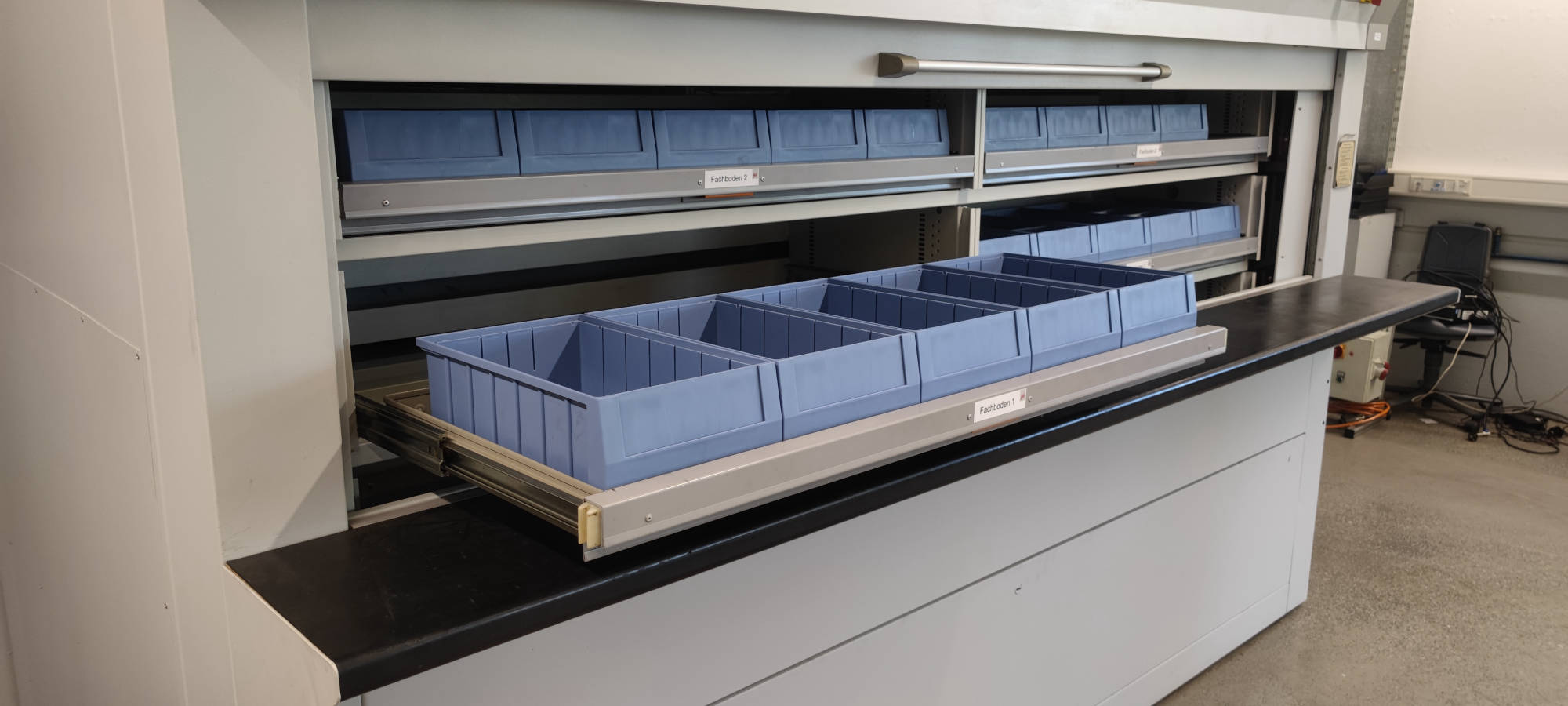 kardex umlaufregal paternoster typ industriever 252-1610,5-10