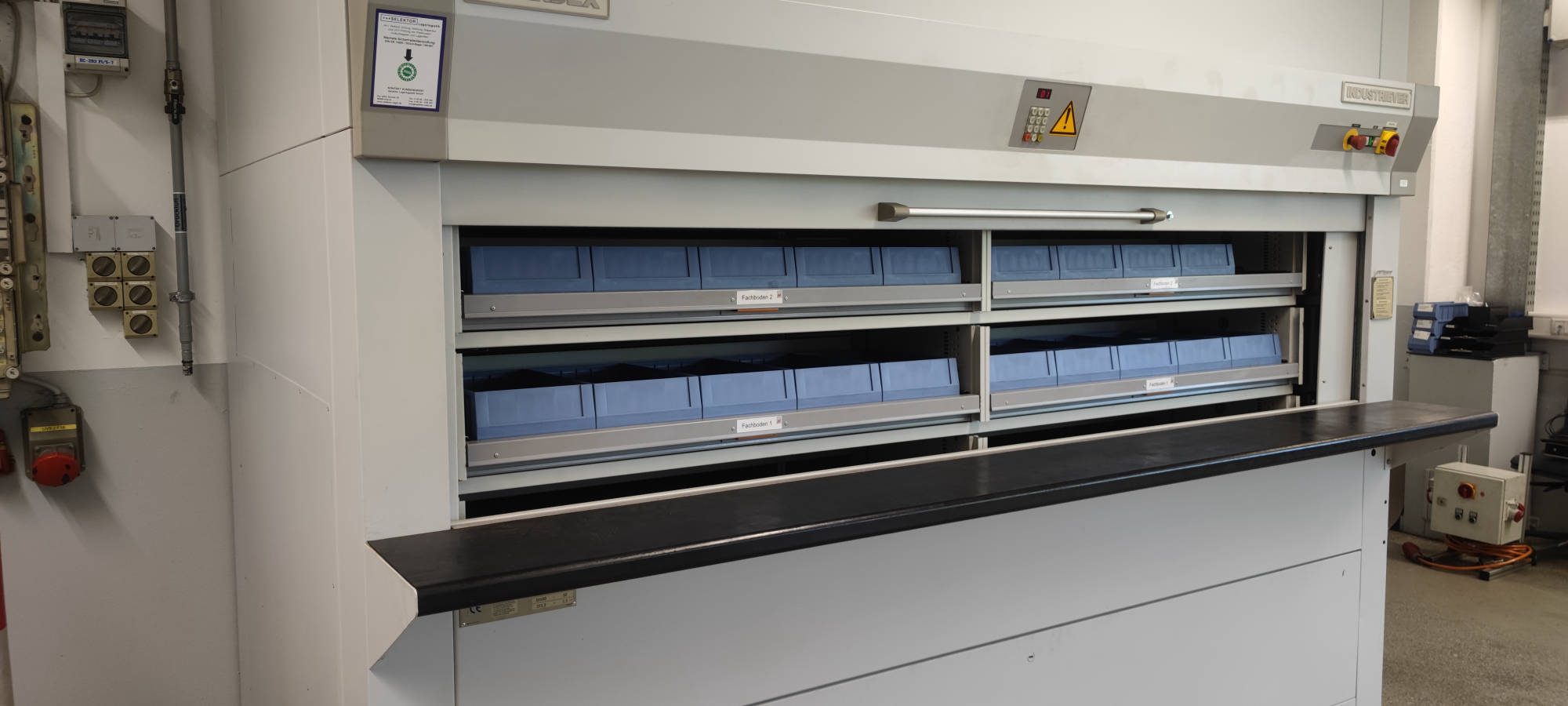 kardex umlaufregal paternoster typ industriever252-1610,5-2-9