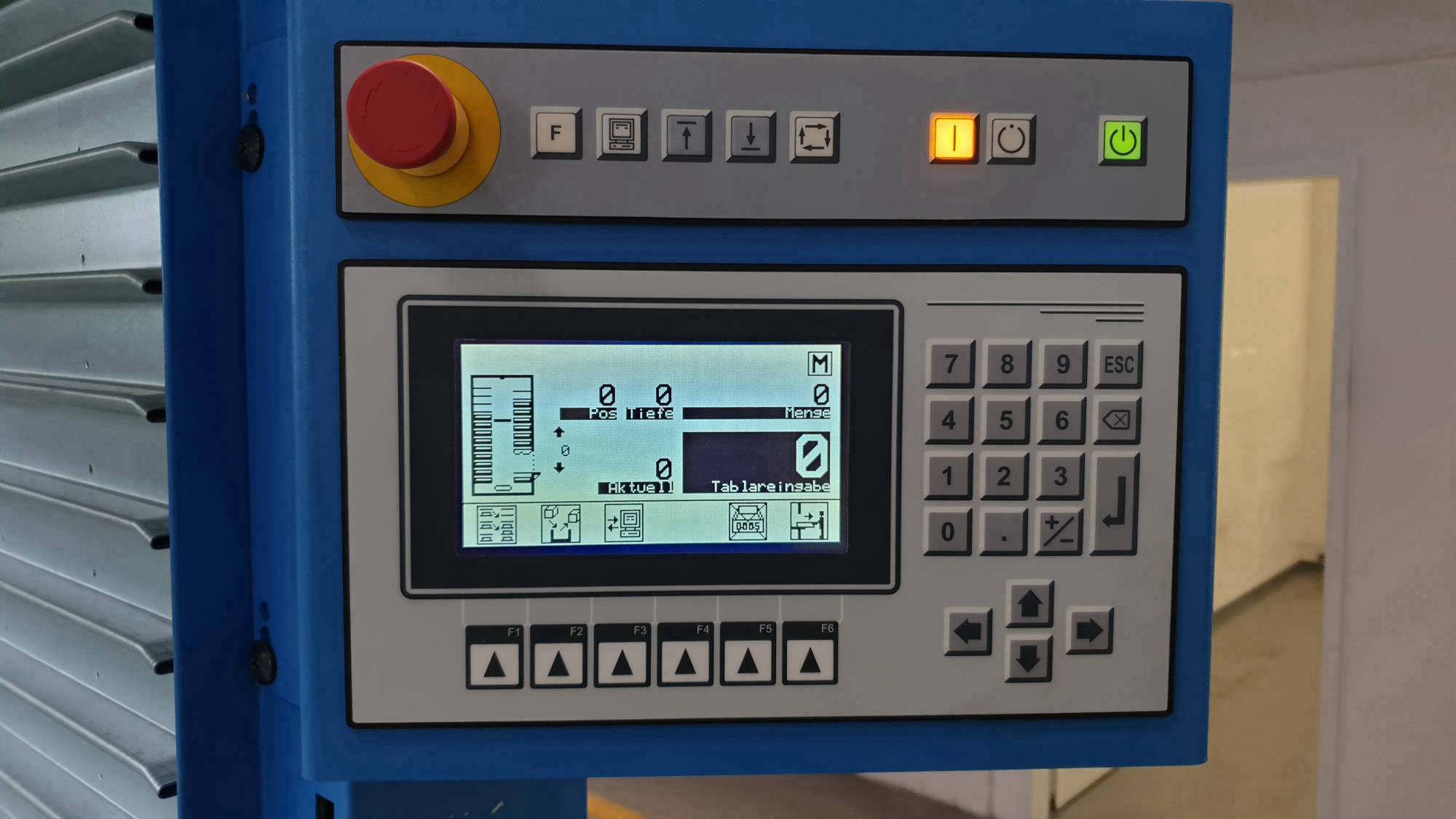 Kardex Lagerlift Typ Shuttle XP 500-2450-864-3