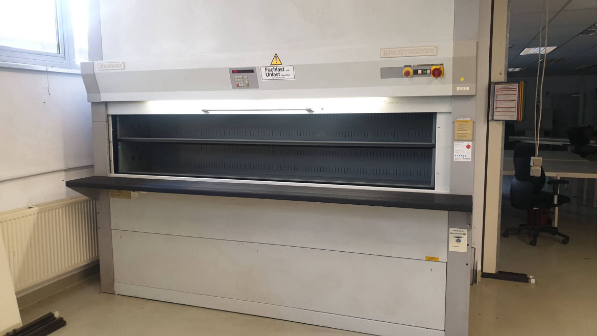 Selektor Lagerlogistik Kardex 180-2611,25 Paternoster Umlaufregal