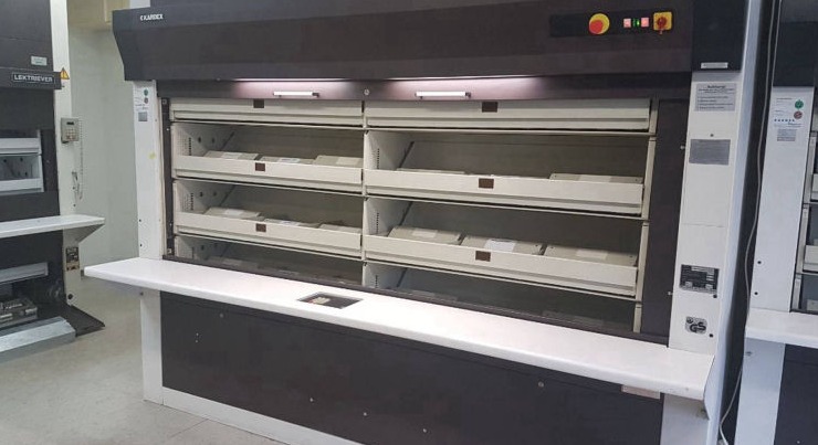 Selektor Lagerlogistik Kardex 110E-1411 Paternoster Umlaufregal