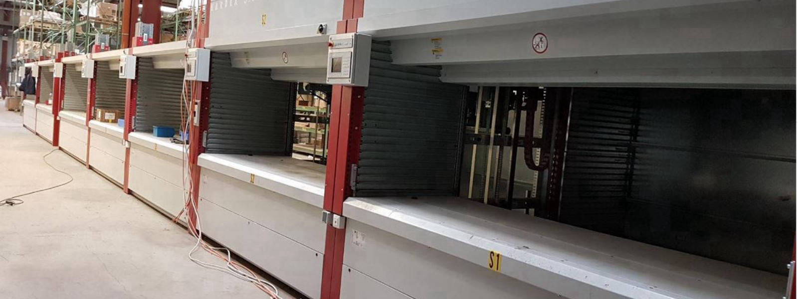 Kardex Lagerlift Typ Shuttle XP 250-3050-813-3